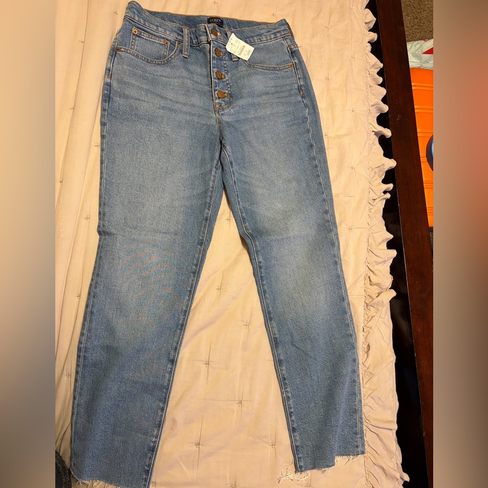 J.CREW Essential Strait Jean size 27. NWT cropped